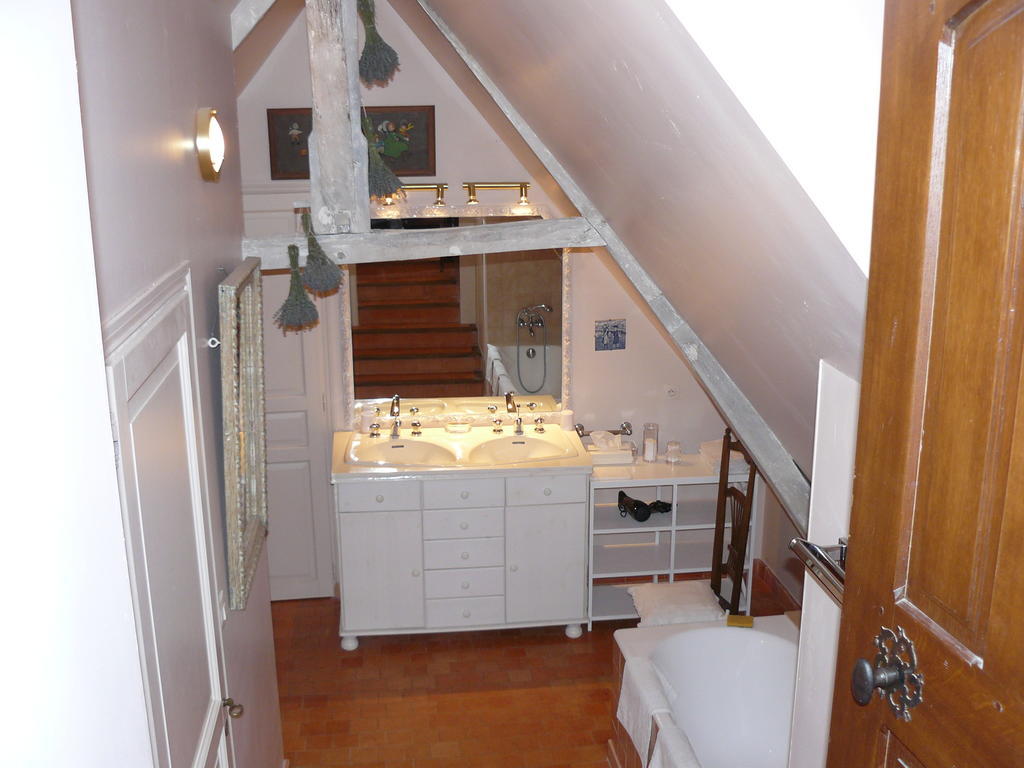 Bed and Breakfast Manoir Du Bois Noblet Louerre Zimmer foto